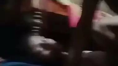 Village couple’s xxx desi MMS of chudai