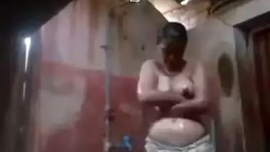 Horny Tamil Village Wife Makes Nude Bath Clip For Hubby