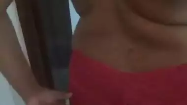 Sri Lankan Office Working Cutie in Saree with a Perfect Body HD Videos with Clear Audio Part 2