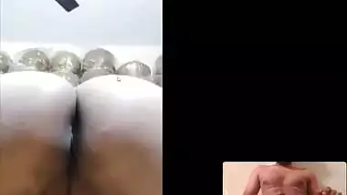 Today Exclusive- Sexy Tamil Bhabhi Showing Nude Body To Lover On Video Call