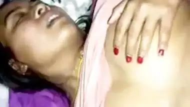 Assamese girl’s first desi chudai with her lover