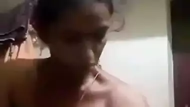 Unsatisfied Tamil village aunty striptease nude MMS