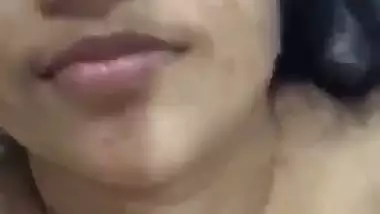 Girlfriend rubbing pussy xxx and fingering video making