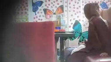 Hijab lady in restaurant having viral sex caught by voyeur