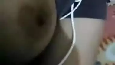Aunty takes care of online Desi sex client and airs big twins for him
