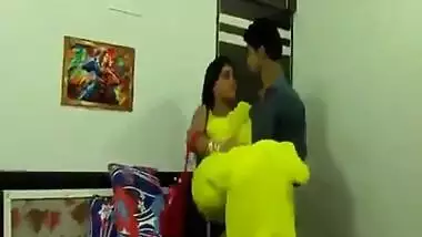 seducing a tamil bhabi