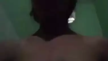 It is first XXX experience of shy Indian teen in recording sex clip