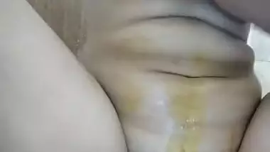 Hot Horny College Young Masturbation In Bathroom By Indian Hot Girl Closeup Fingering