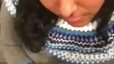 Desi Hotty Horny IT Girl Giving a suprhot BJ to Boss in Office