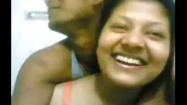 Amateur lovers do first time sex so girl kuwari chut seal broken with