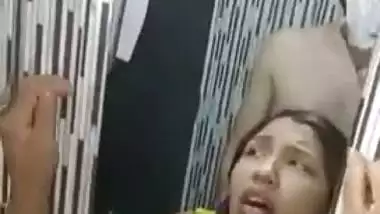 East Indian girl fucks in a bathroom in the Indian sex video