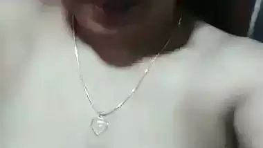 Married bhabhi video making of nude body showing