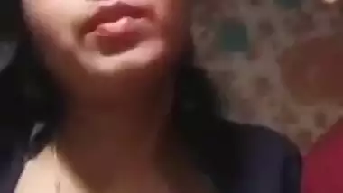 Horny Desi XXX wife playing with her sweet tits in live cam