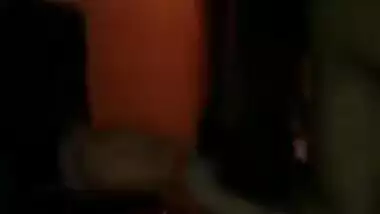 Desi whore has oral sex with XXX client who pays her for a blowjob