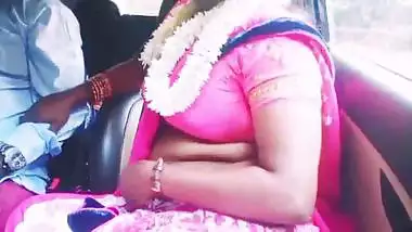 Indian car sex. beautiful saree housewife with boyfriend cheating romance. Telugu dirty talks. Sex story.
