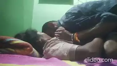 Tamil wife boob sucking by husband viral midnight sex