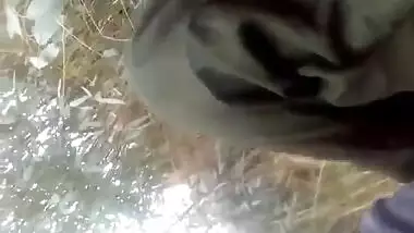 Desi52 Hot bhabhi aunty sex with her devar in outdoor hd video