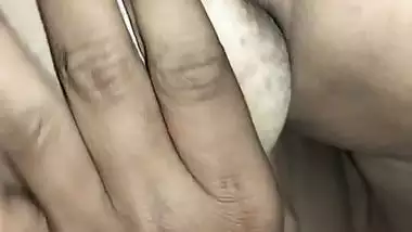 Bengali wife pussy lick and boob sucking viral sex