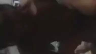 Dusky Desi XXX whore sucking her customer’s dick on camera MMS