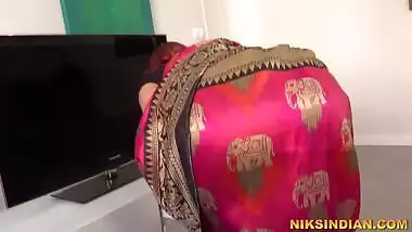 Big Ass Indian Milf Mom Fucked By Lucky Boy - Niks Indian And Indian Mallu