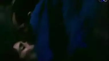 What is the actress's name and which vid