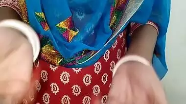 Young Boy - Desi Stepmom Giving Blowjob To Xxx In Hindi Audio Dirty Talk Saarabhabhi6