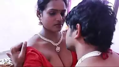 Telugu big boobs sex videos recorded from a full first night scene.
