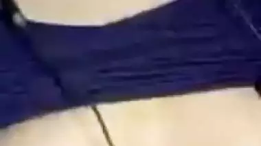 Cat eyes girls boobs show to lover on video call