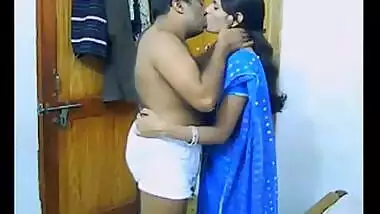 [ Indian Hard Porn ] Desi XXX Couple On Their Honeymoon Sucking And Fucking
