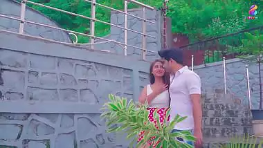 Balloons Hindi Unrated HDRip – Exchange (S01E01)