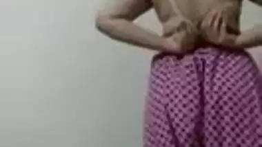 Sexy Paki Girl Showing Her Big Ass and Pussy 2 clips part 2