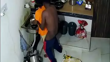 Indian aunty in yellow saree fuck! Horny lovers hidden sex in kitchen