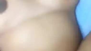 Chubby nude whore takes Desi stud's XXX boner into cunt in MMS video