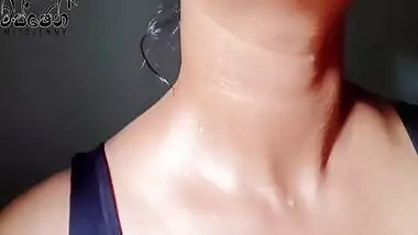 Asian Gym Girl Sweat Face And Her All Body Sweatදහඩිය සෙක්ස් කෙල්ලන්ගෙ.දාඩිය ලෙව කන කොල්ලන්ට With Sri Lankan