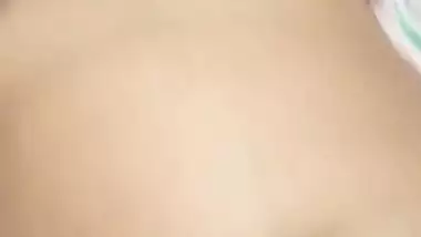 Married Bengali bhabhi pussy fingering viral MMS