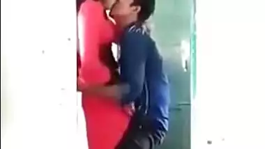 College Me Kari Teacher Ki Chudai Hindi Webcam - Indian Bhabhi And Indian Desi Bhabhi