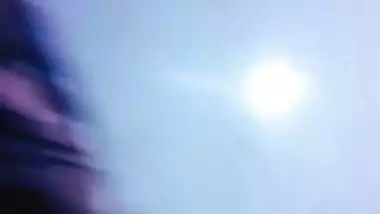 Cute XXX couple has hot sex and makes an MMS video for Desi audience