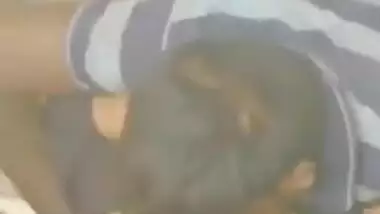 Guy took Desi teen to alley for outdoor XXX twosome that becomes MMS