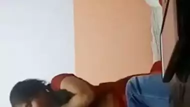 Kinky XXX sex of the Desi slut and her friend in bed is MMS