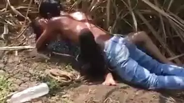 Indian outdoor sex of a guy and his GF in the bushes