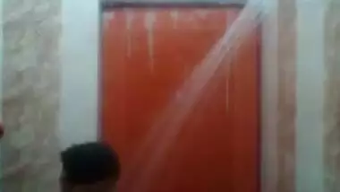 Desi girl satisfies BF's sex dreams by recording XXX relax in shower