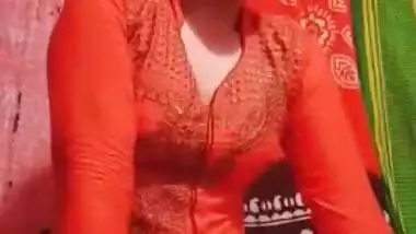 Lovely Desi girl not shy to demonstrate on webcam her perky XXX tits