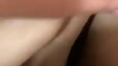 Naked girl shows her pussy in the Indian sex video – Part 2