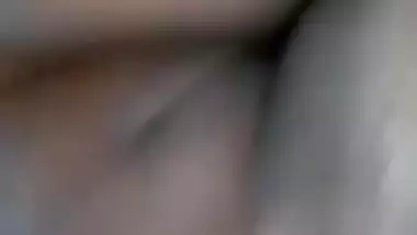 Desi college teen girl touches her own XXX body parts in MMS footage