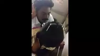 Tamil mms scandals of big boobs bhabhi doing outdoor sex in running train