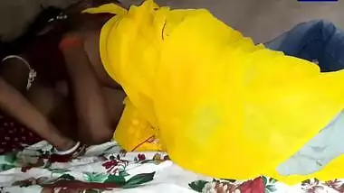 Yellow Saree Hot & Beautiful Wife Full Hd 4k Sex Video 2022 Indian Desi