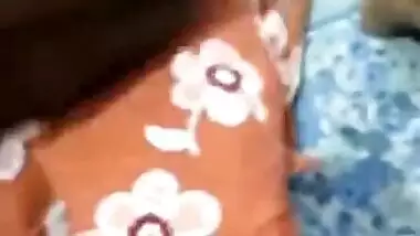 Desi MILF with big XXX tits is fingered by cameraman leaking the video