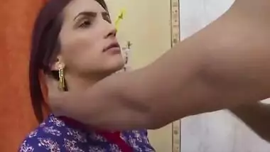 Indian Woman Fucked Hard By Desi Hunks In Noida Ashram With Indian Women