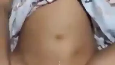 Uncle fucks his 18 yr old niece in Nepali sex video