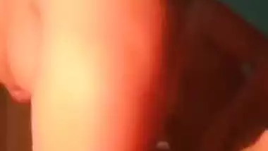 Real MMS video of Desi couple having XXX chudai in front of cam